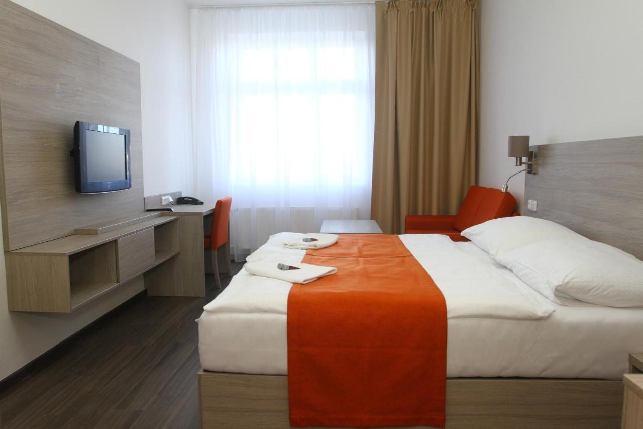 Hotel Palac Elektra Ostrava Exterior photo